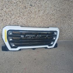 2019-20 GMC Sierra  Grill 