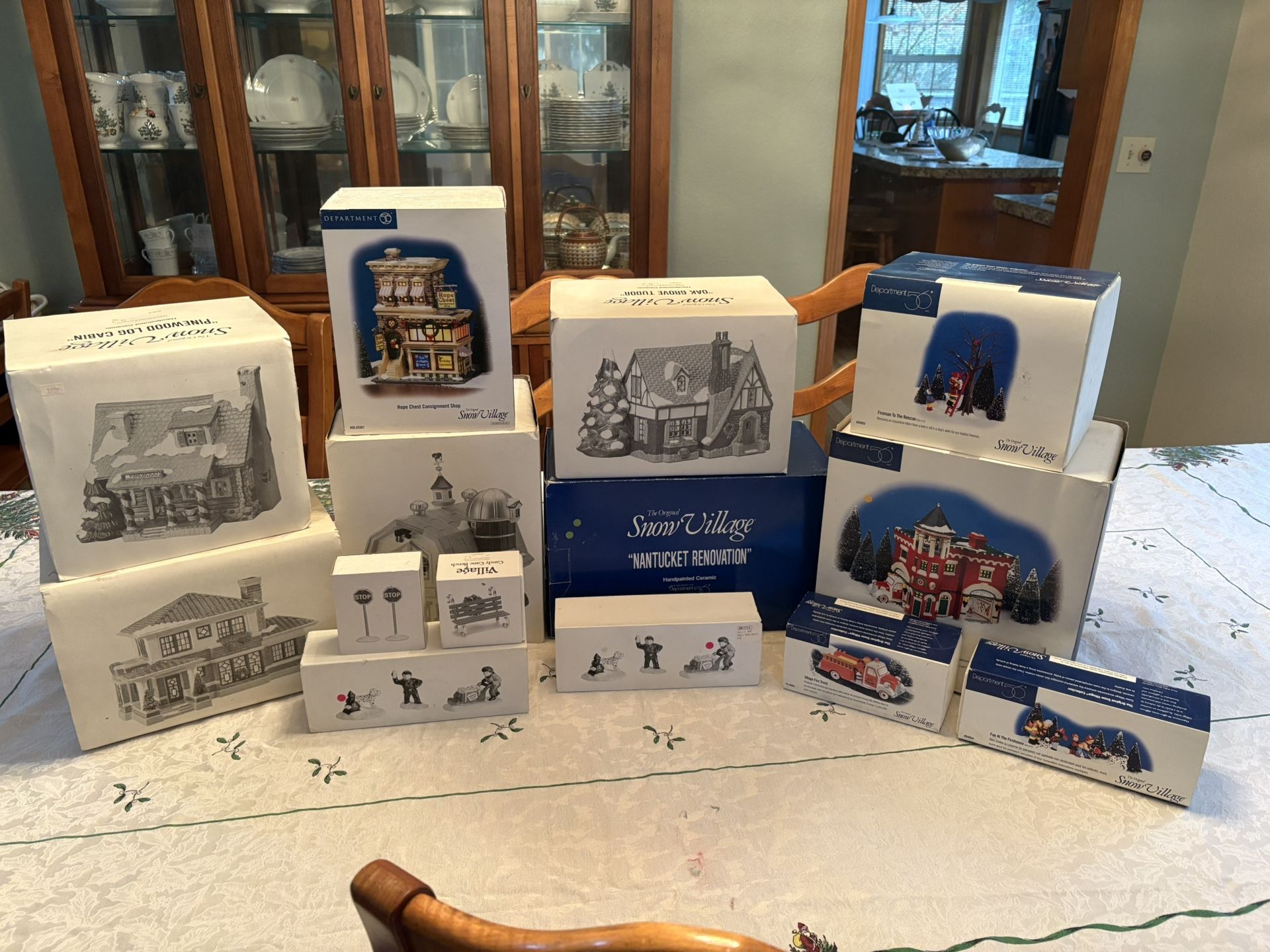 14 Piece Dept 56 Snow Village Bundle