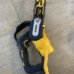 Dewalt 20 V Brushless Pruning Chain Saw Tool Only As Is!! Works Great!!