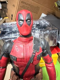 Hot toys deadpool