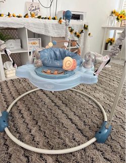 Baby bouncer