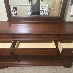 Heavy Wooden Long Dresser With Miror