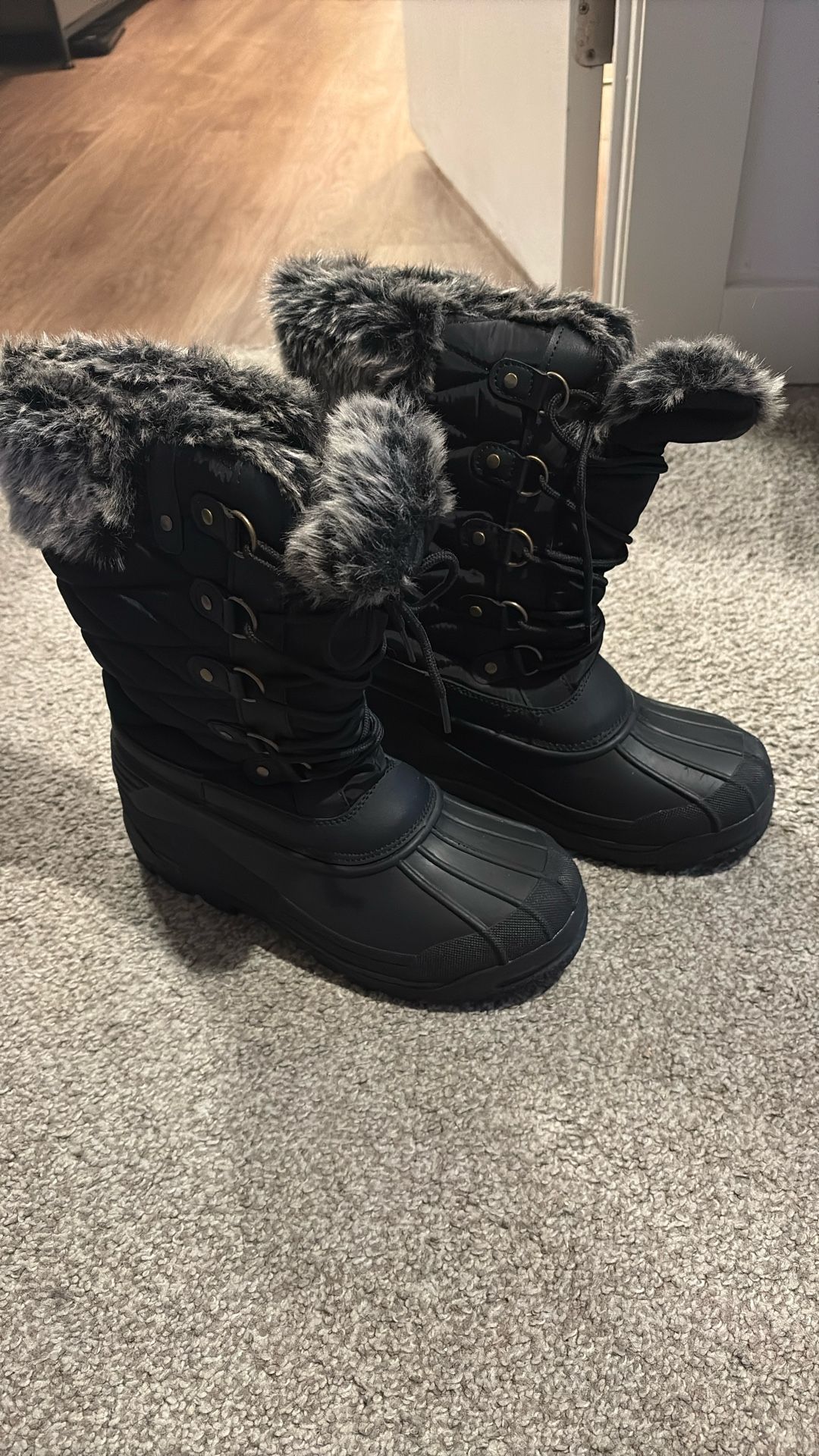 Snow Boots