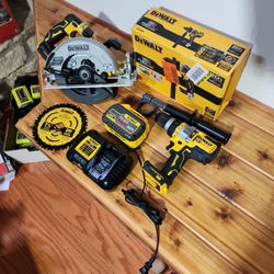 Dewalt 'Flexvolt Advantage' 60V/20V Circular Saw, Hammer Drill, Flexvolt Battery, Rapid Charger