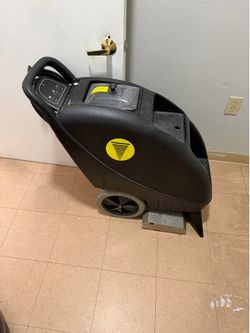 Carpet extractor