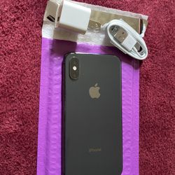 Unlocked iPhone XS 64gb 