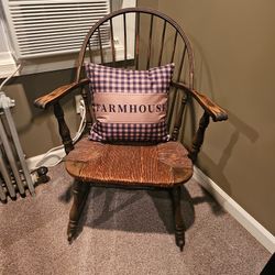 Antique Chair With Pillow 