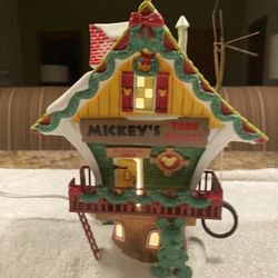 Dept 56 Mickeys Treehouse