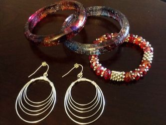 Fashion jewelry ✨🎀/ 3 bracelet & 1 earring