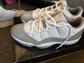 Jordan Low Top 11s Cement Grey