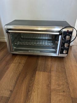 Black + decker 1500 W 8-Slice Stainless Steel Toaster Oven with Broiler