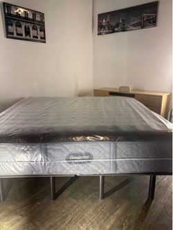 FREE DELIVERY…BEAUTYREST BLACK MATTRESS AVAILABLE