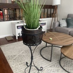 Vintage Metal Decor Stand