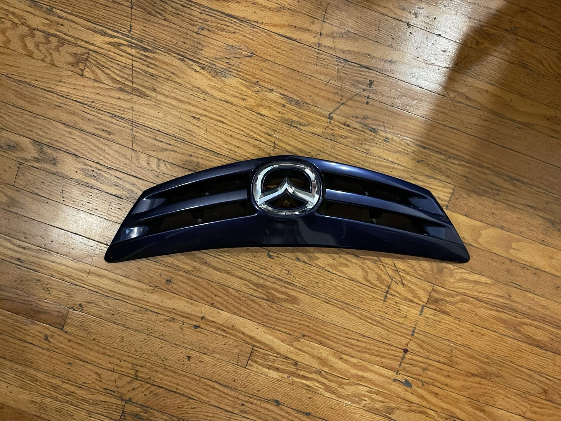 Front Grille Mazda 3 2008