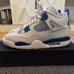 Jordan Retro 4 ‘Military Blue’ 
