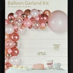 79 Piece Balloon Garland Kit