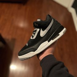 Jordan 3 Tinker Black Cement Sz 9 