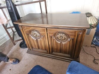 8 Track Wooden Cabinet