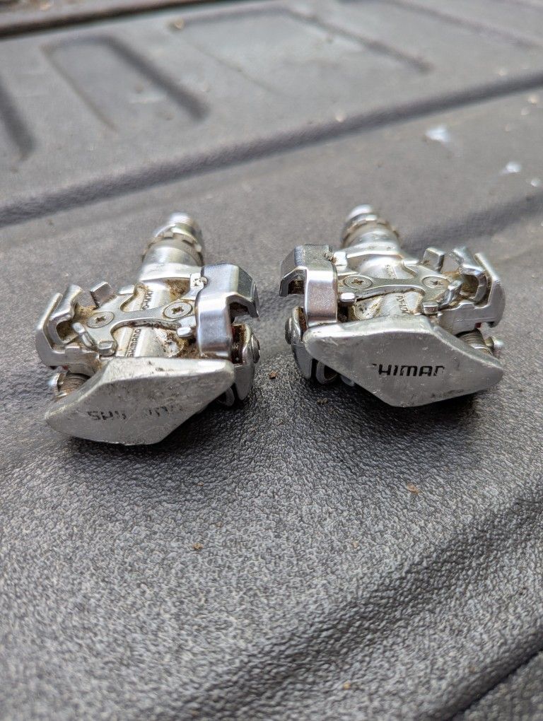 Shimano PD-M747 Clipless Mountain Bike Pedals