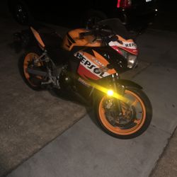 Honda CBR 250r