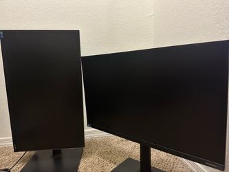 DUAL SAMSUNG MONITORS