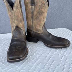 Ariat’s Mens Boots Size 9D