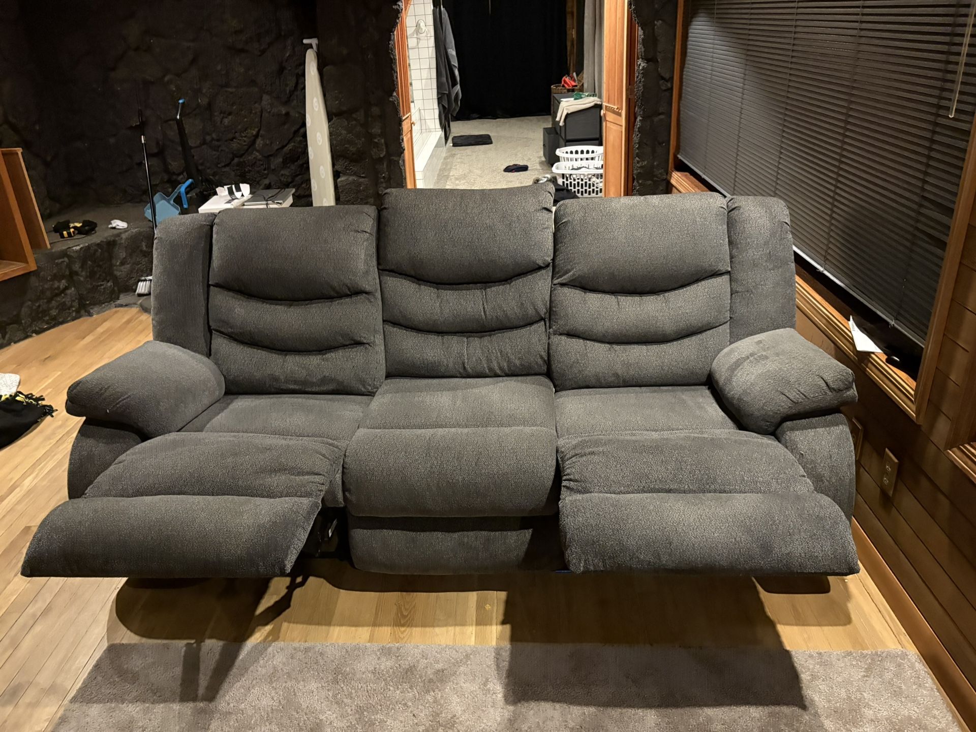Reclining Sofa