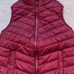 Women’s Puffer Vest