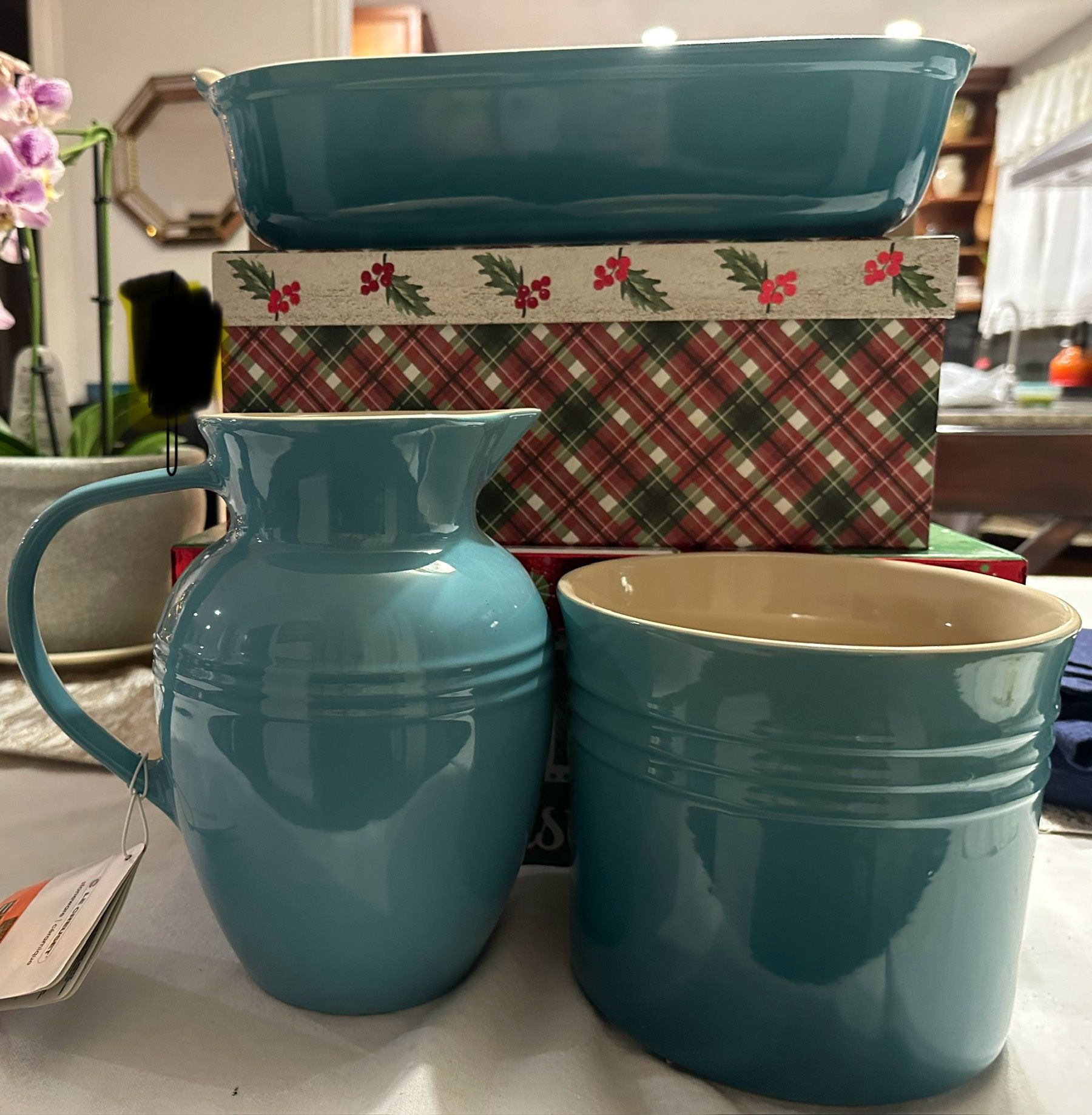 Le Cresuet Stoneware