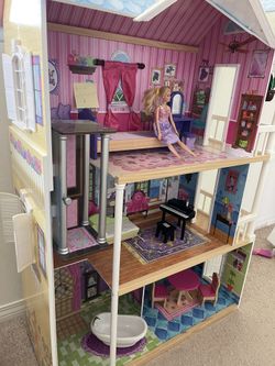 Barbie Doll House- KidKraft Uptown for Sale in Hudson, NH - OfferUp