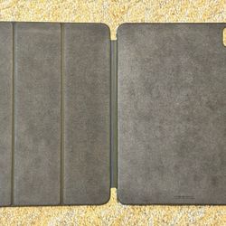 iPad Smart Folio