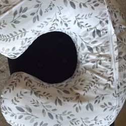 Boppy Feeding Pillow 