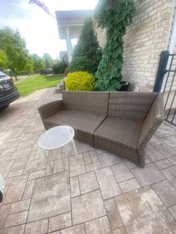 Outdoor wicker set and table