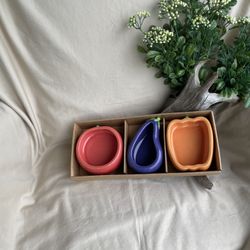 New World Market Dishes