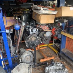 SBC BBC Hemi Vintage Tons Of Parts Engines