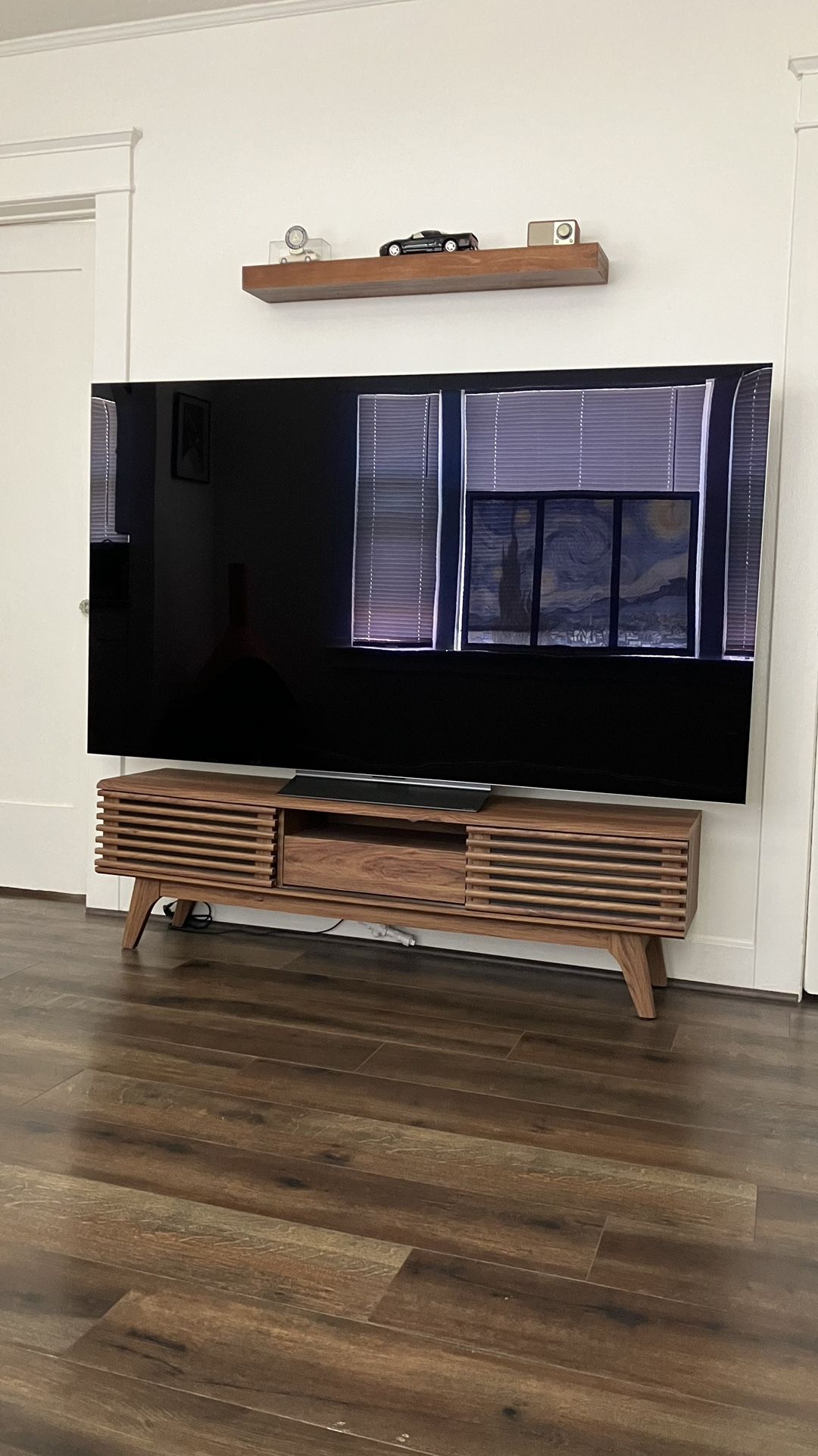 59 Inch TV stand