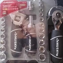 New Husky Socket And Wrench Set 