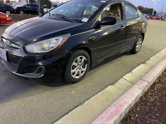 2012 Hyundai Accent