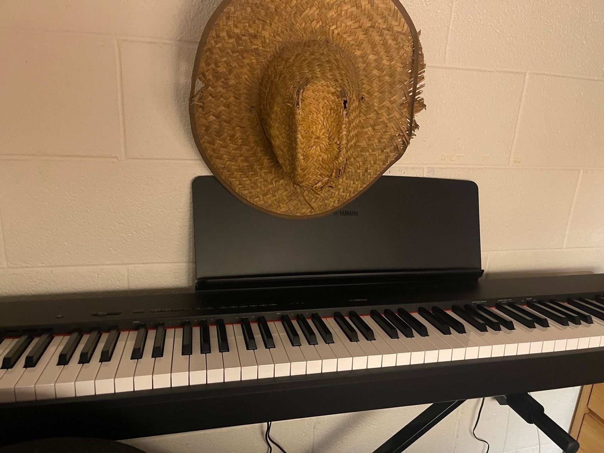 Piano P-125 Yamaha