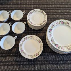 Vintage Creative Fine China Plate Set