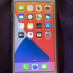 iPhone 6s , Unlocked, 32 Gb, Silver In Excellent Working Condition