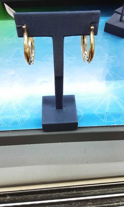 Hoop Earrings - Yellow Gold 10k (.417) 4.1 grams