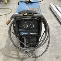 Millermatic 252 Welder. 