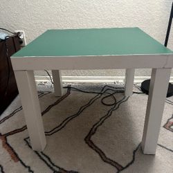 End / Side Table 
