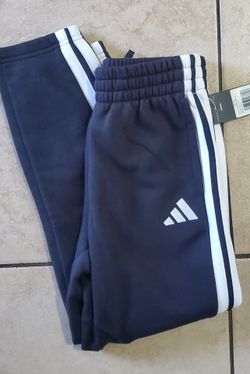 New Adidas Boys Sweats. Size Small (8)