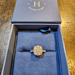 Gorgeous 2 Carat Engagement Ring