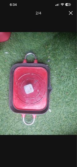 Cast iron grill pan with lid