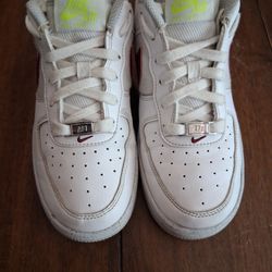 Nike Air Force 1  Size  6y