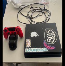 PlayStation 4 Slim Console with Controller