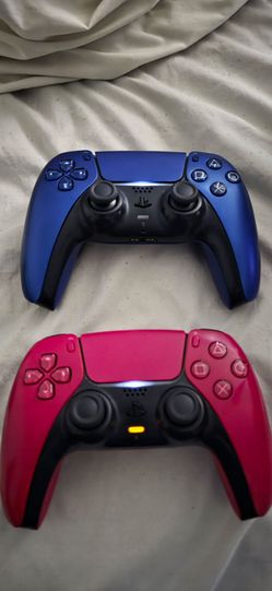 PS5 CONTROLLERS
